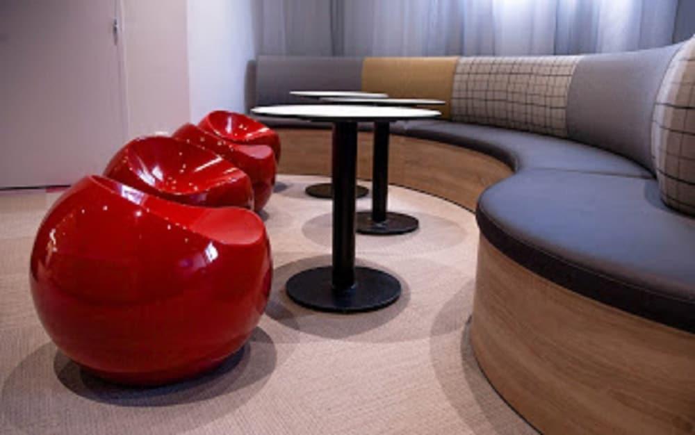 Ibis Styles Centre Hotel 3*