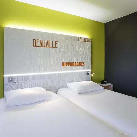 Ibis Styles Deauville Centre Exterior photo